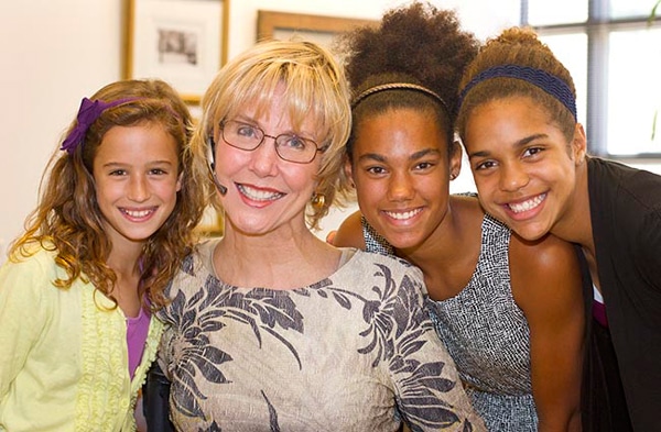 joni and the teen docents