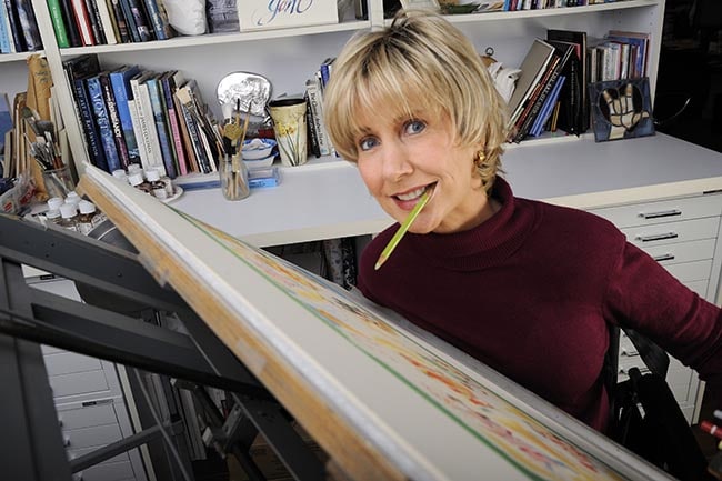 joni at her art easle