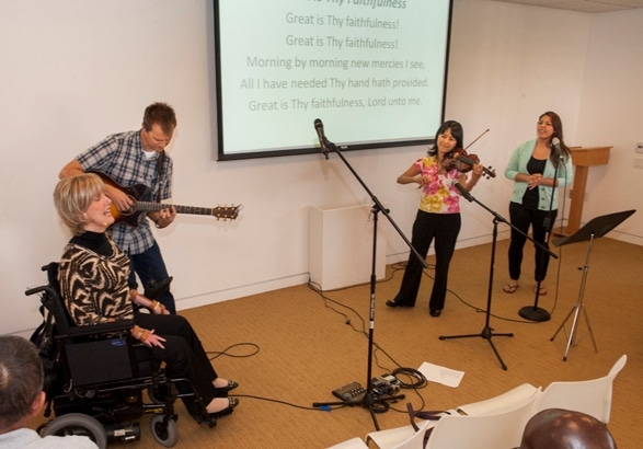 Joni singing with Tommy Walker and band Joni singing with Tommy Walker and band