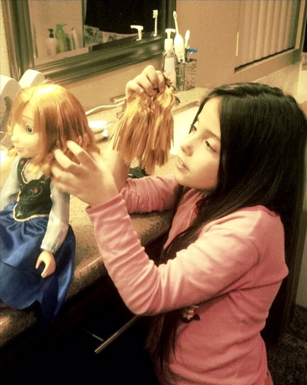 Sarah & Lydia: Friends Forever Sarah