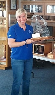Lori Kallestad, Top Woman Skipper Lori holding her award