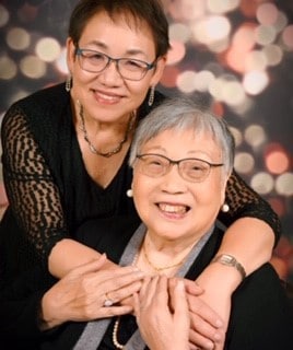 Wen Ling and her mom