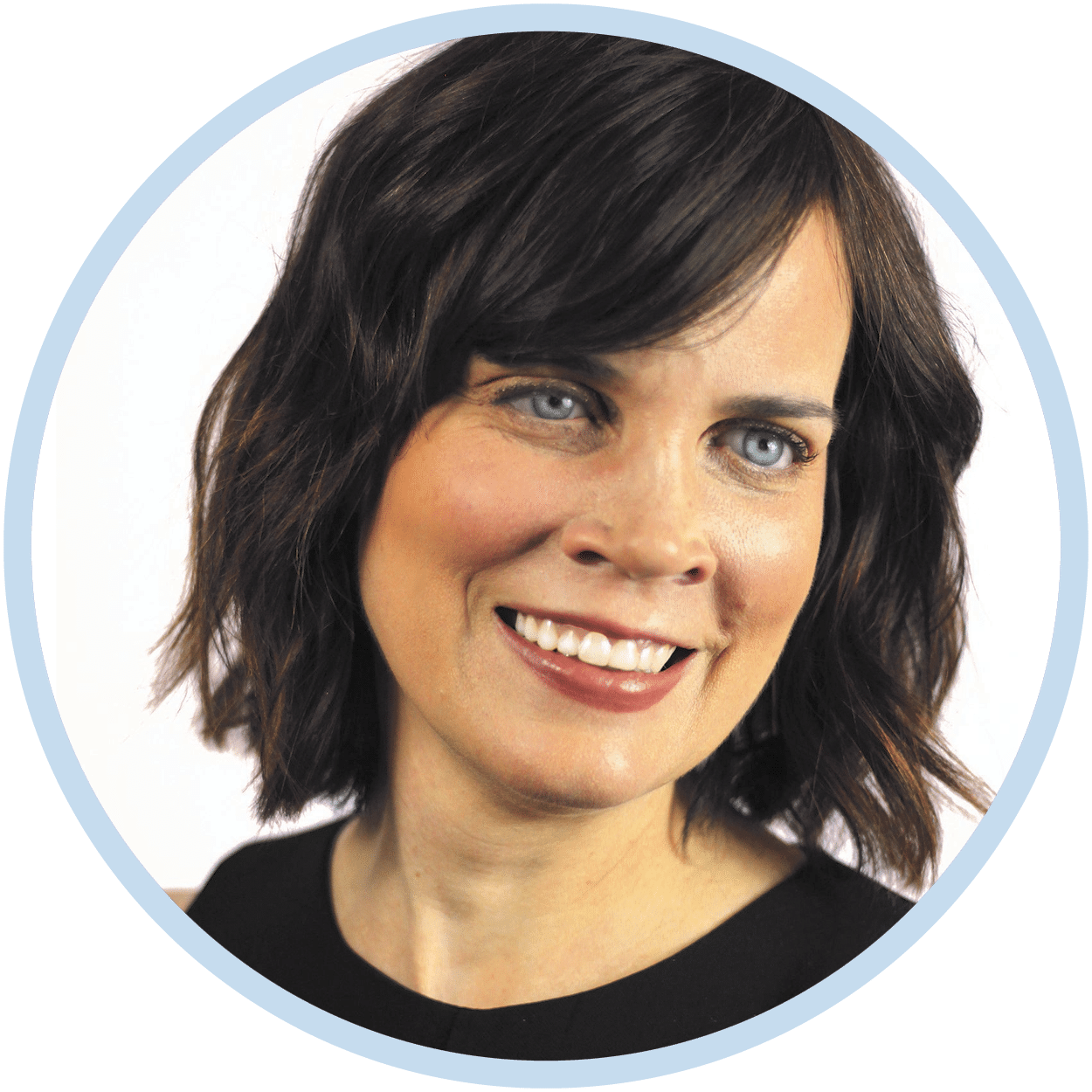 Ginny Owens smiling for the camera.