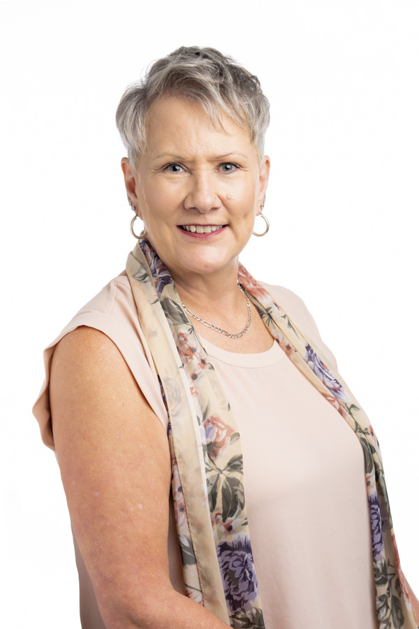 Roberta Dunn smiling for the camera.