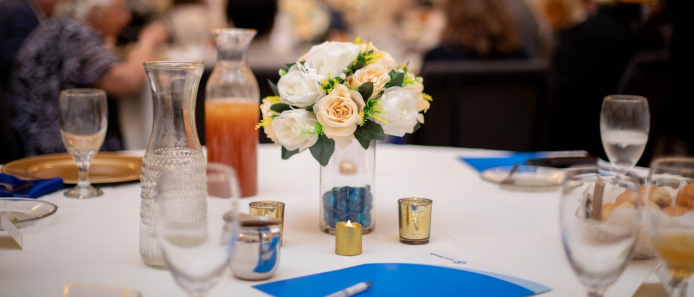 A table prepared with dinnerware