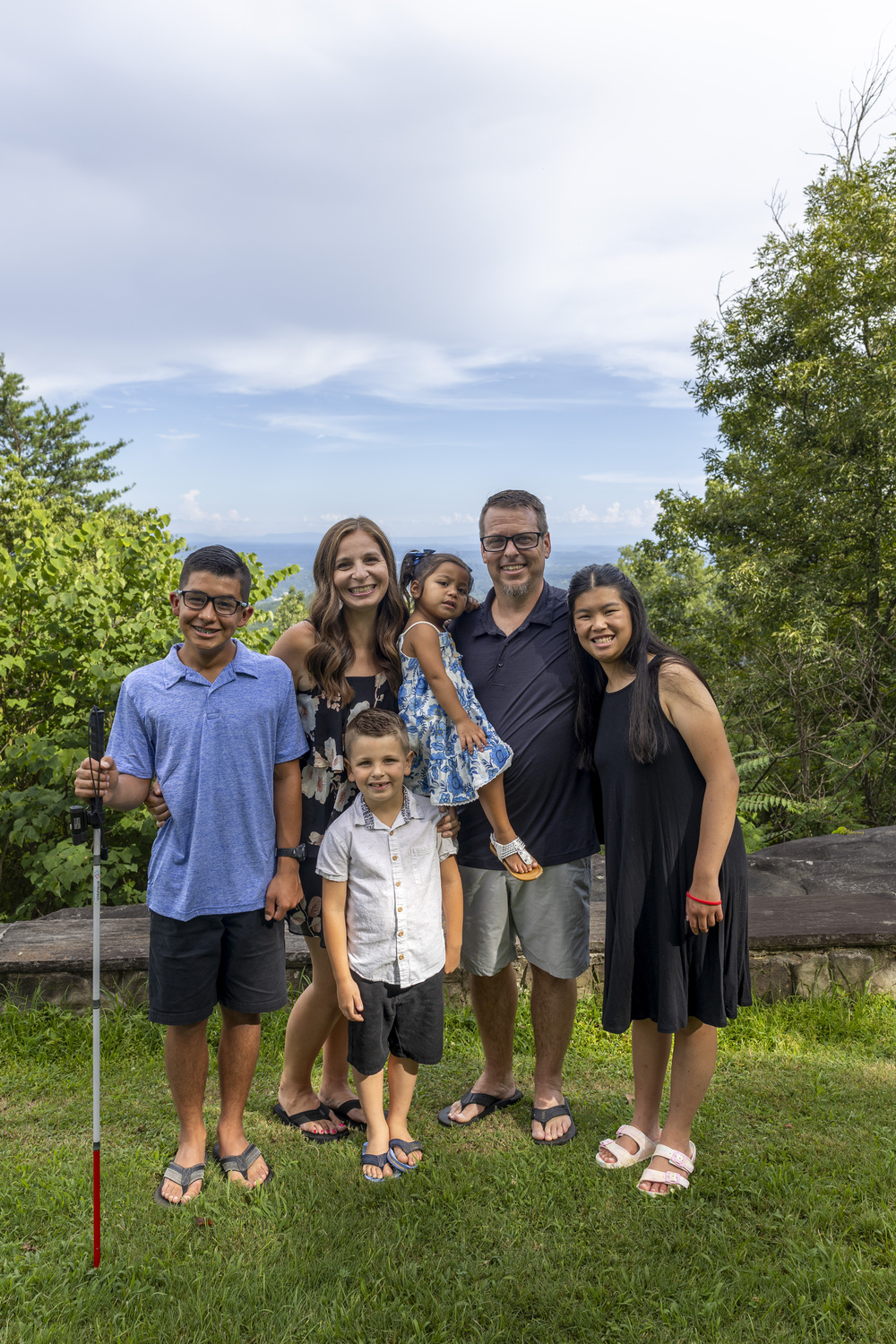 Landon, Jen, Hunter, Kinzley, Matt, and Brooklyn smiling and posing for the camera.